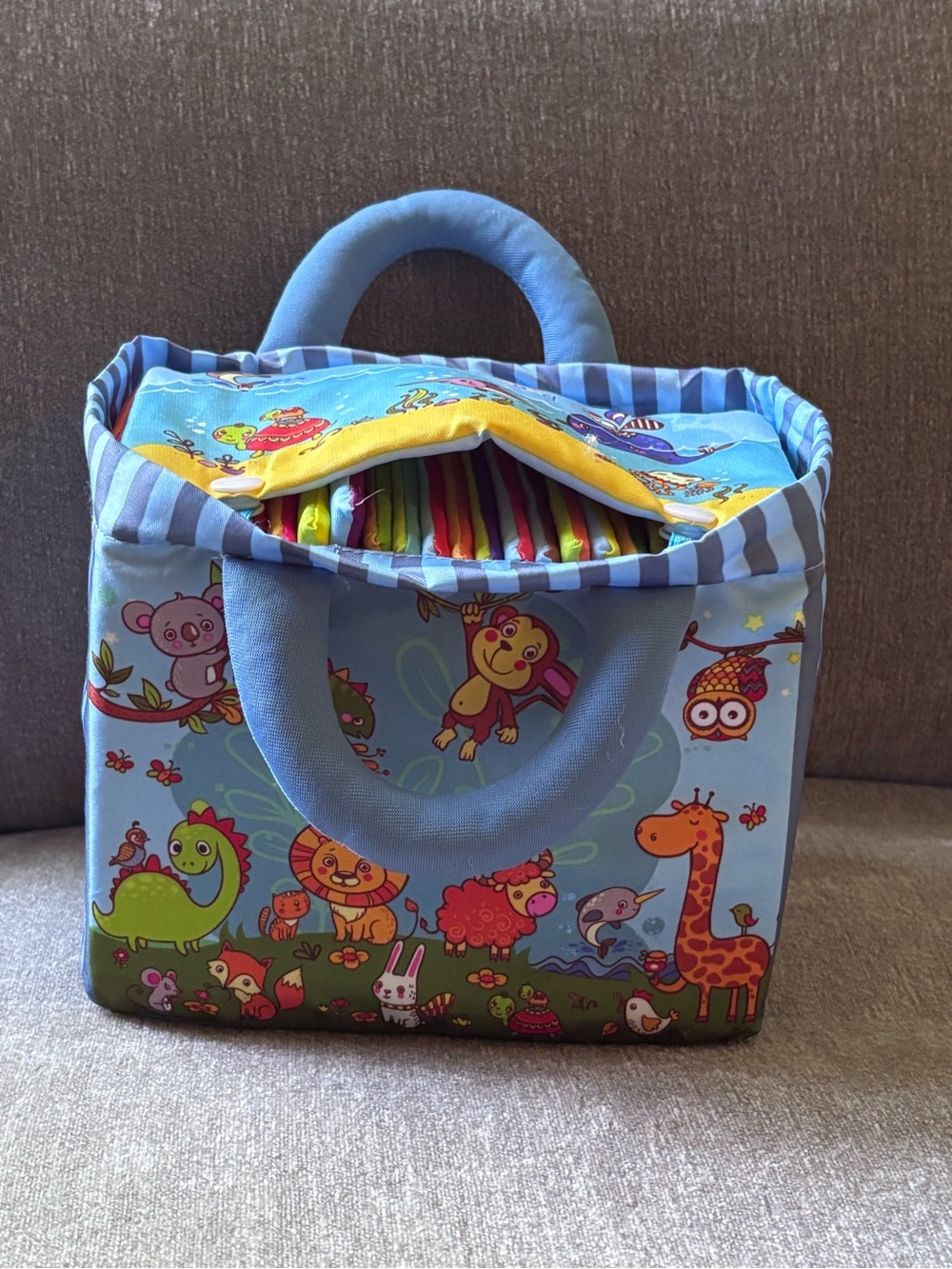 TEYTOY Baby Toy Zoo Series 26pcs Soft Alphabet Cards with Cloth Bag